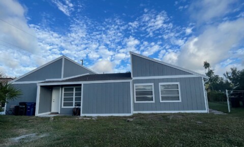 Houses Near Suncoast Technical College Newly Remolded 2/2 for Suncoast Technical College Students in Sarasota, FL