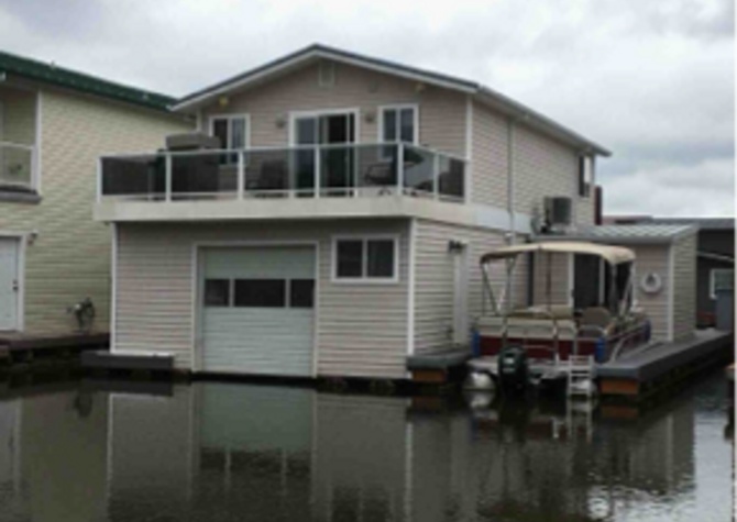 Houses Near Floating Home For Rent! Boat Slip Available!!