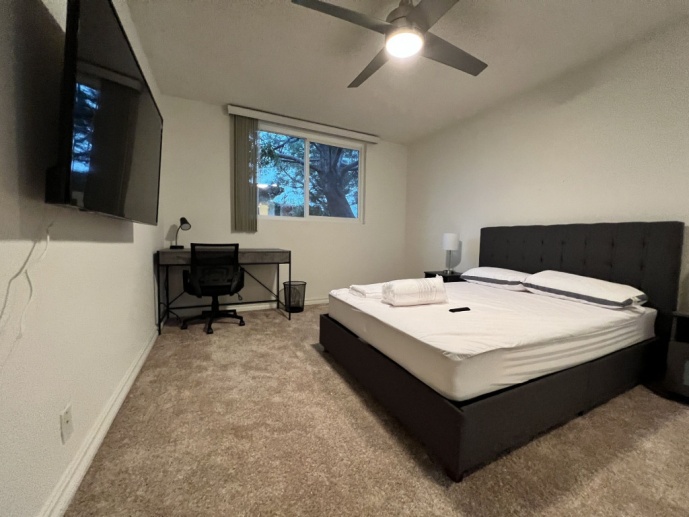 Prime San Vicente Location Furnished Bedroom In Brentwood
