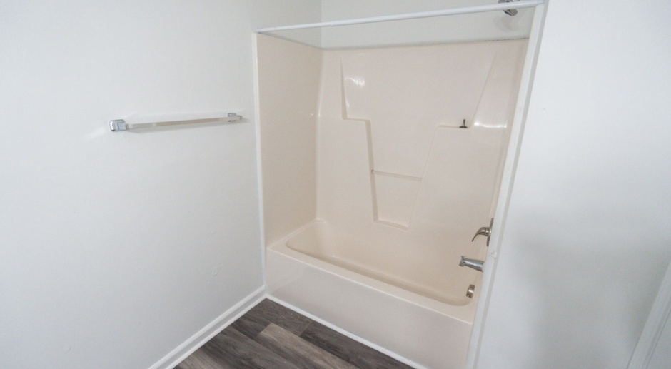 2 Bedroom/2 Bath Condo in Gated Capital Luxury Condominiums