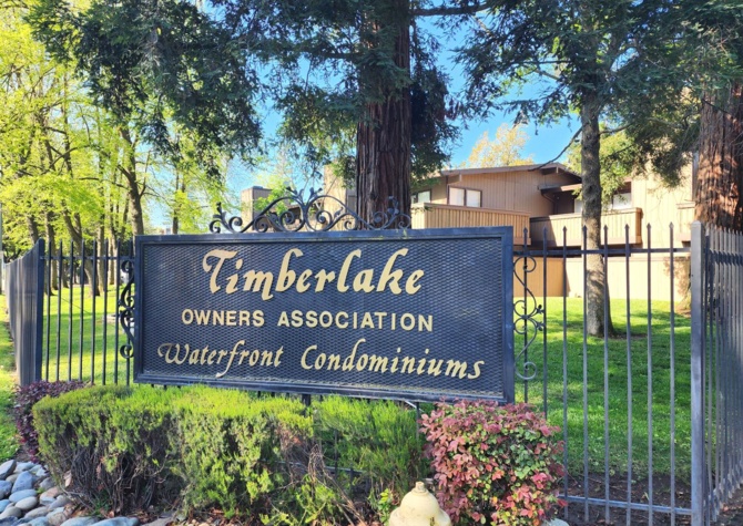 Houses Near Charming Timberlake 1bd/1ba Condo - Near Sac State