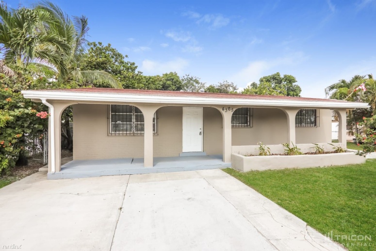 4365 NW 170th Street