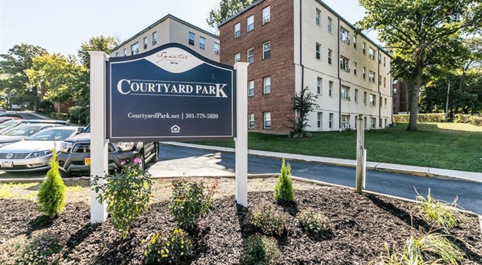 Courtyard Park Apartments