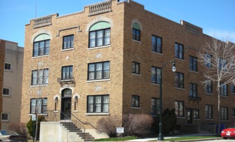 Apartments Near Milwaukee 1720 E Newton Ave for Milwaukee Students in Milwaukee, WI