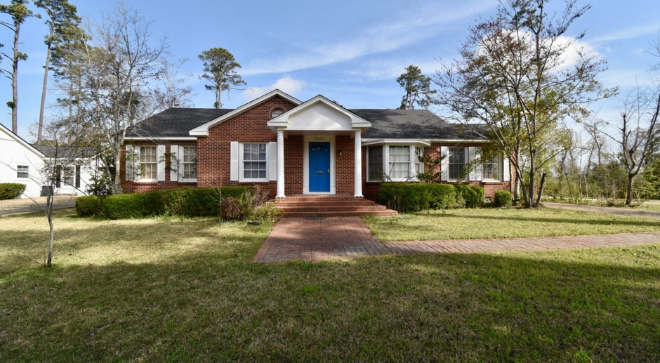 Spacious 3 Bed 2 Bath Home in Ruston