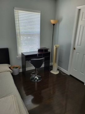 Room Available for sublet in a Beautifully Furnished Condo for Summer
