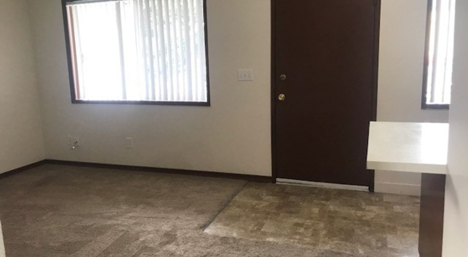 1 and 2 bedroom apartments near Clark College!!