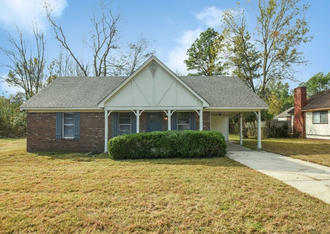 Houses Near Fully updated 3 bed, 1.5 bath home with wonderful curb appeal north of Memphis. 