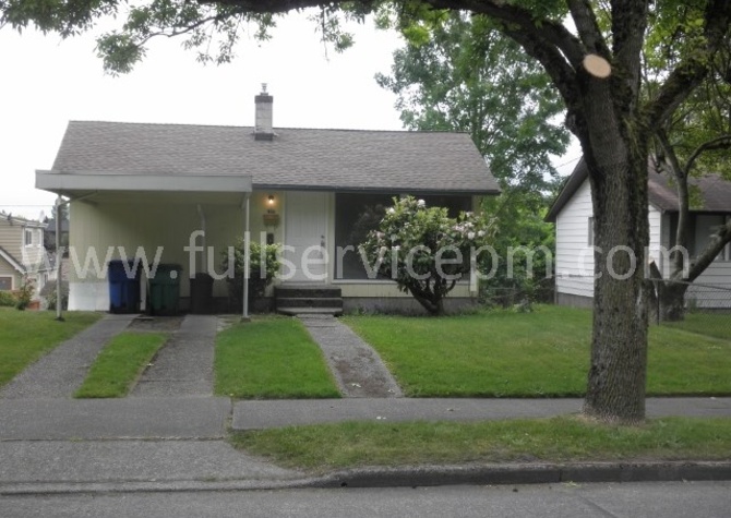 Houses Near Close-in & well-maintained house w/ beautiful hardwood floors