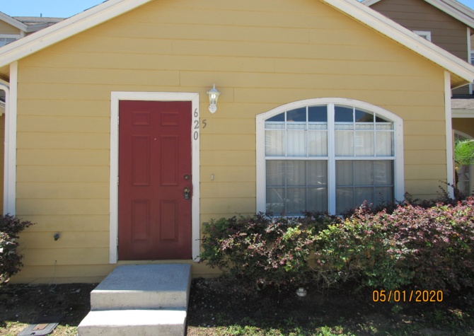 Houses Near Affordable 1 bed/ 1 bath efficiency!