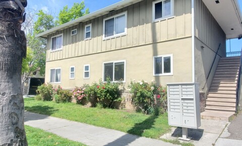 Apartments Near WVC Reed for West Valley College Students in Saratoga, CA