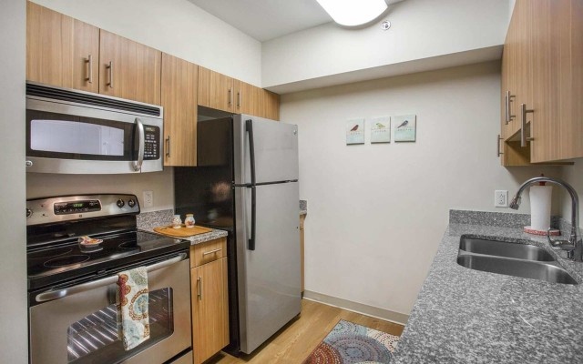 Looking To Sublet Room to Student at Sterling Campus Center