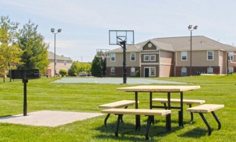 Apartments Near CMU University Meadows for Central Michigan University Students in Mount Pleasant, MI