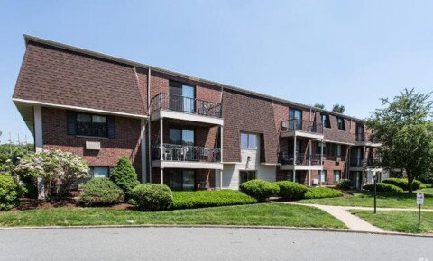 Apartments Near FSC 1-12 Pheasant Circle for Framingham State College Students in Framingham, MA