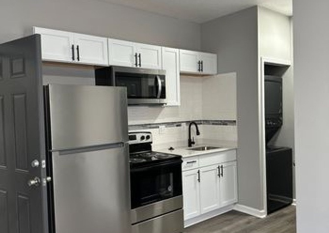 Apartments Near Irvington Living II: Renovated Comfort in a Vibrant Neighborhood