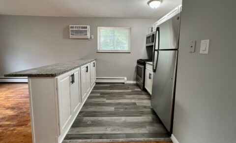 Apartments Near Fortis College-Cincinnati FULLY RENOVATED 1BR/1BA in heart of Pleasant Ridge.  Walk to bars/restaurants in minutes! for Fortis College-Cincinnati Students in Cincinnati, OH