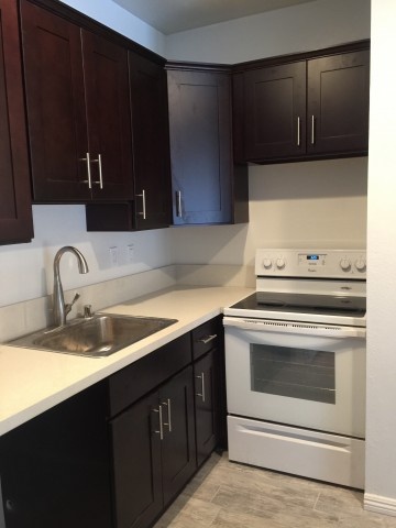 $2500 / 1br - 691ft2 - 1 Bed 1 Bath Luxury Condo with Gym, Pool close to UCLA Campus for Rent (Westwood / UCLA)