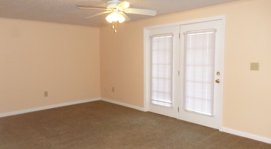 *Re-Rental Available in March* 3 Bedroom 3.5 Bath Townhouse 