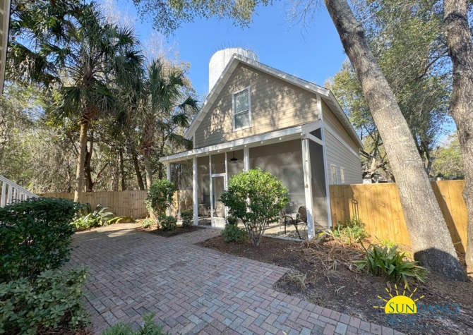 Houses Near Exceptional Opportunity: Main Home plus Garage Apartment in Santa Rosa Beach! 