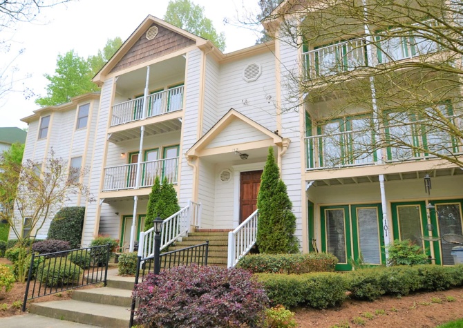 Houses Near Gorgeous and Affordable Raleigh Condo