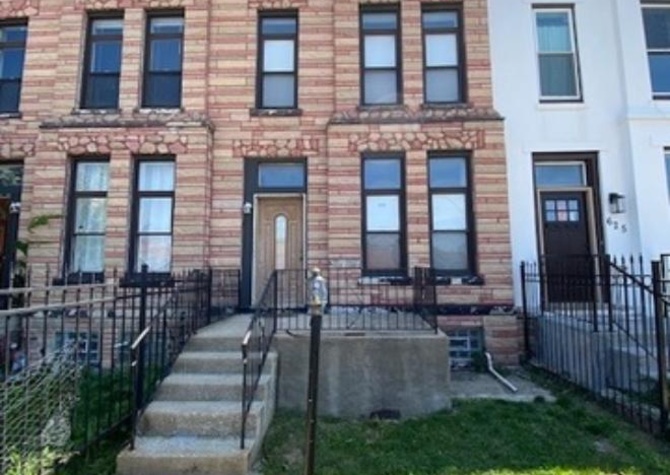 Apartments Near 623 South Campbell Avenue