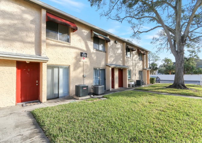 Houses Near BEAUTIFUL 1 BED 1.5 BATHS. NEW APPLIANCES! WILL NOT LAST LONG - W/D in the condo