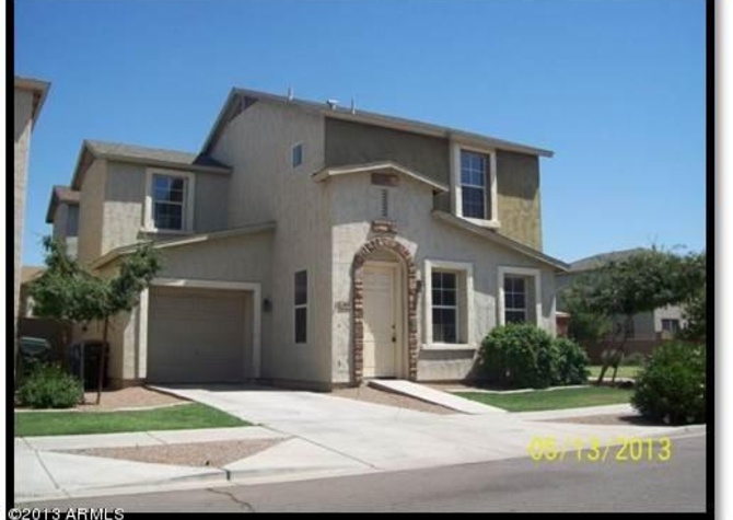 Houses Near 3BDR/2.5BA near park in Phoenix
