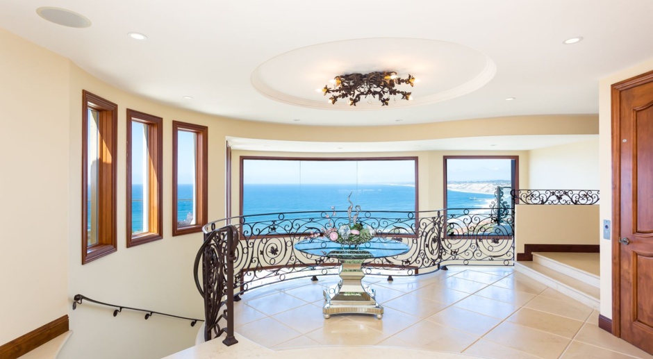 La Jolla Estate with Ocean Views 