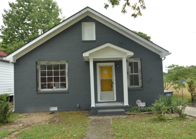 Houses Near Newly Renovated 3 bed 1 Bath house! Move in ready!