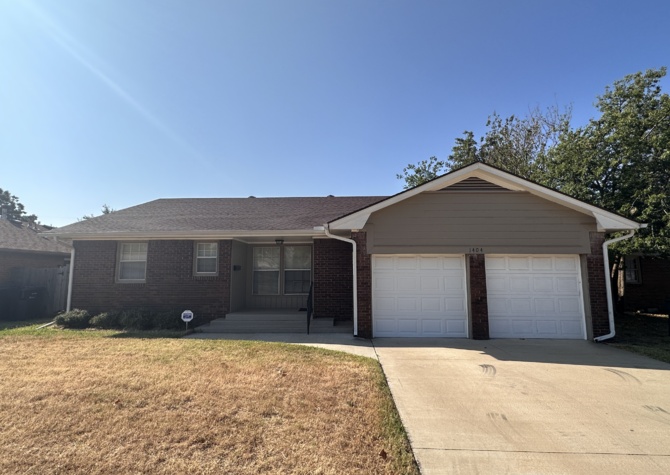 Houses Near 1404 NW 103rd St. Oklahoma City, OK 73114