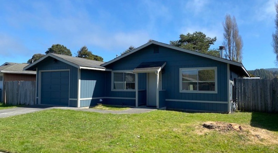 ARCATA! FULLY REMODELED 3 bedroom / 1.5 bath home with  garage & yard