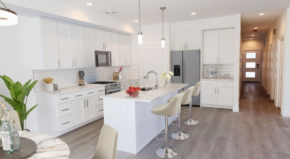Luxury New Modern 4 Bed 3 Bath duplex with over 2350 Sq. Ft. NOW AVAILABLE!