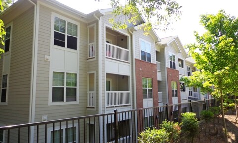 Apartments Near Cary Burt Dr 3722 for Cary Students in Cary, NC