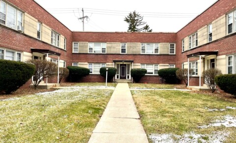 Apartments Near Elm Grove 7411-19 W. Center St. for Elm Grove Students in Elm Grove, WI