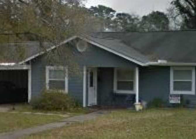 Houses Near 3360 Minglewood Dr Beaumont TX 77703 $1400 a month