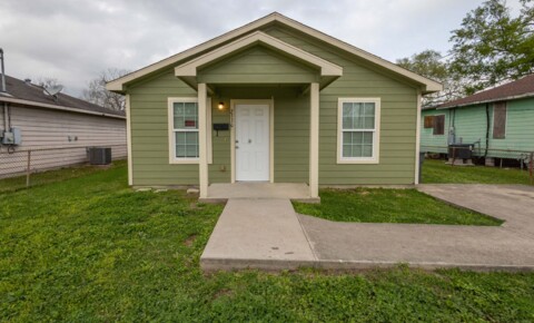 Houses Near Academy of Hair Design-Beaumont This week only!! $25 app fee! Move in Ready in 77701! 2 Bed / 1 Bath for Academy of Hair Design-Beaumont Students in Beaumont, TX