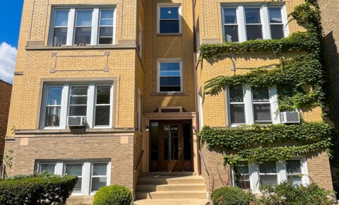 Apartments Near NLU Kimball for National-Louis University Students in Chicago, IL