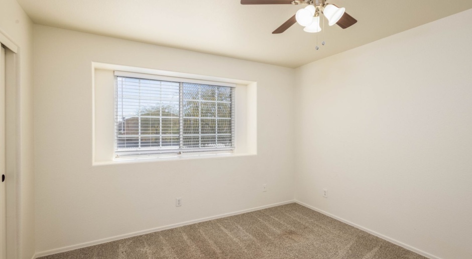 Chandler 3 Bedroom, 2.5 Bath Available Now!