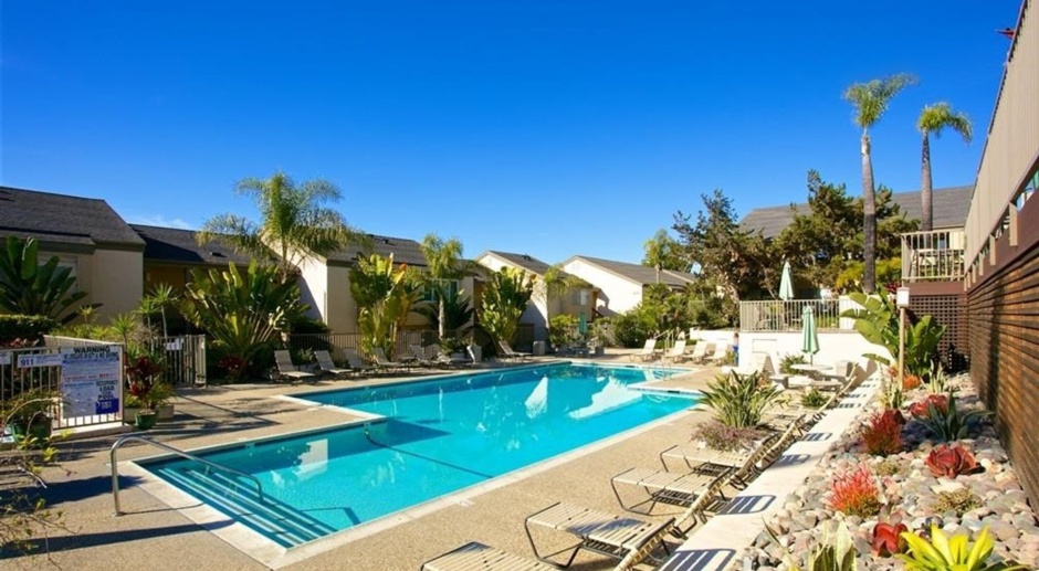 Villa La Jolla condominium, 2 pools and great amenities!
