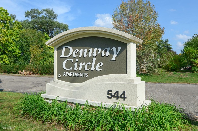 Denway Circle Apartments