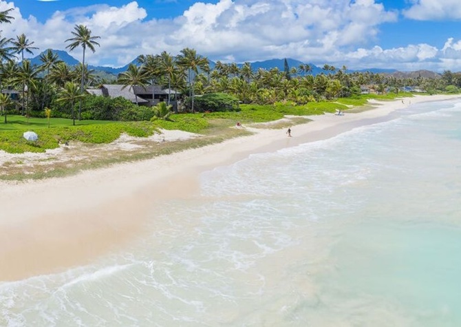 Houses Near Large Private Luxury Home w/Pool, A/C and Ocean Views. Kailua Shores Estate.