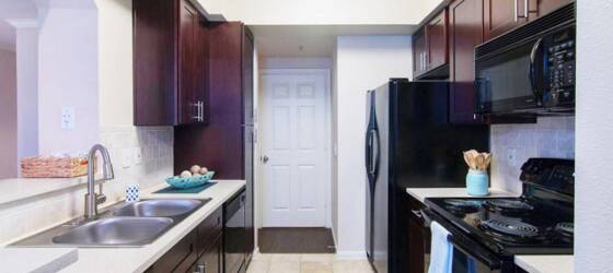 UH-Downtown Housing SPACIOUS 1 BEDROOM UNIT for University of Houston (downtown) Students in Houston, TX