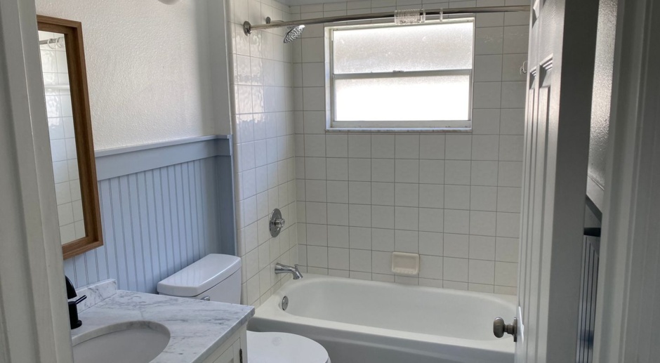 Wonderful 3 bedroom 2 bath home in desirable Waterford Lakes 