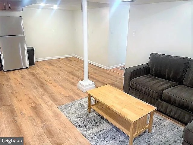 College Park 1 bed and 1 bathroom apartment