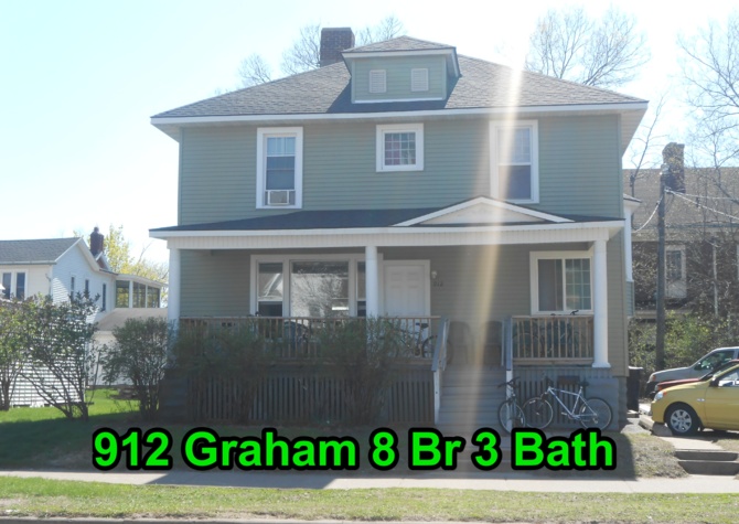 Houses Near VIRTUAL TOUR- 8 bed & 3 bath- 912 Graham Ave.- UWEC Area