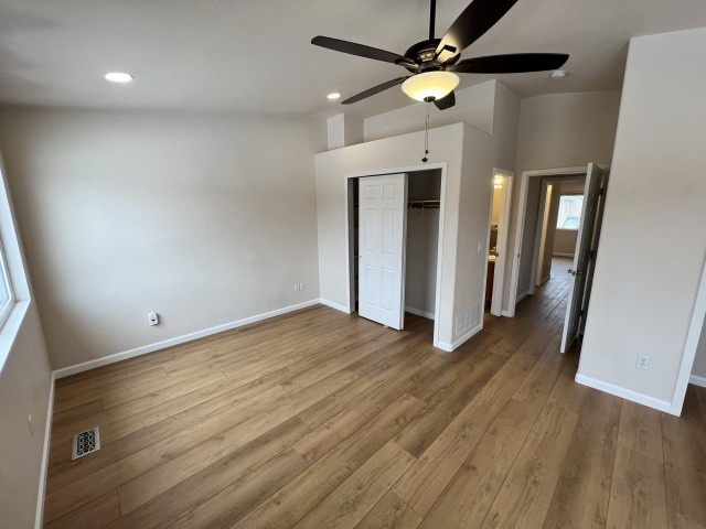 BEAUTIFUL LARGE NEWLY RENOVATED TOWNHOUSE WITH VIEWS OF PIKES PEAK