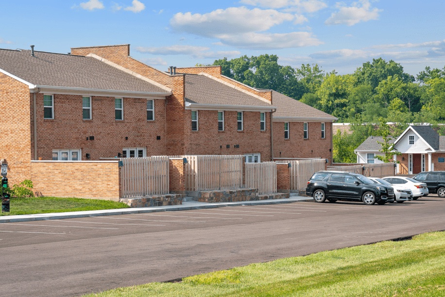 Galbraith Pointe Apartments and Townhomes*