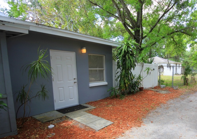 Houses Near Effeciency! - Palmetto Beach / East Tampa