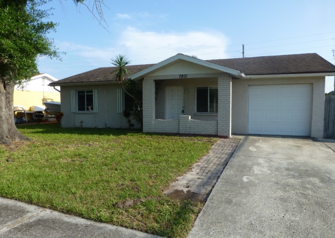 Houses Near Charming 3BD/1BA home with single garage and large fenced in yard!