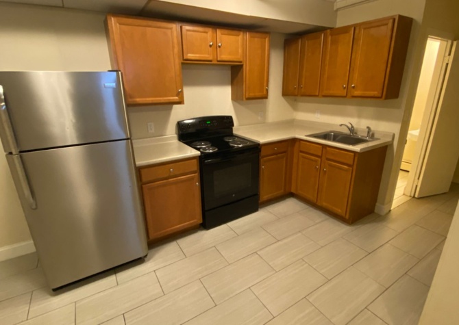 Apartments Near Downtown Efficiency Apartment, Heat & HW Included!